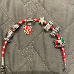 Tedora Italian charm bracelet. Girl’s or Women Silver charms. Lucca Italy-